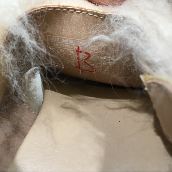 UGG HOLLY FURRY SANDALS -NATURAL TAN SHEEPSKIN -KIDS US 1 -NEW - Picture 9 of 9